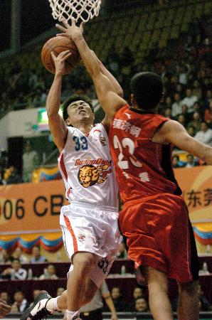 夏晓司：CBA12月才开启山东会安排更多热身赛 引援工作正在推进